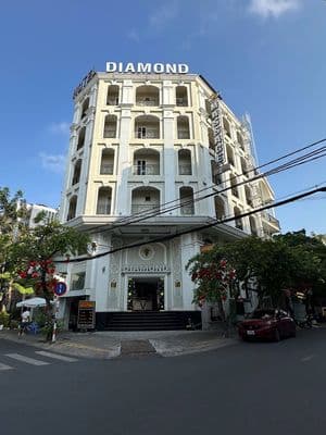 CHO THUÊ TÒA NHÀ GÓC 2 MẶT TIỀN BẠCH ĐẰNG TÂN BÌNH NGAY HỒNG HÀ