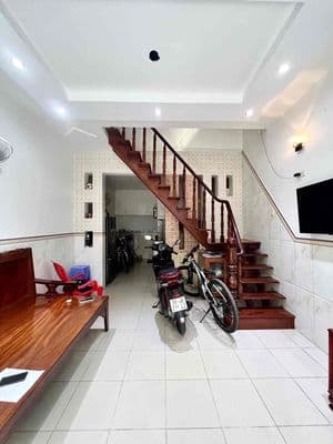 Nhà đẹp 2 tầng Lê Liễu- kế Aoen Tân Phú