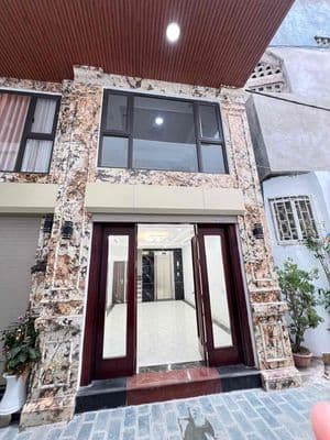 Gần ô tô tránh phố Minh Khai, phân lô, 2 thoáng sáng, ngõ nông 42m*5T.