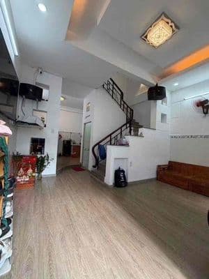 Nhà 5x10M- 3 tầng- Hẻm rộng 4M - gần Trường Chinh- Tân bình