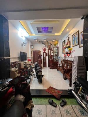 Bán Nhà mặt tiền kinh doanh khu cao lỗ gần TTTM Parc