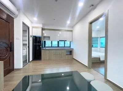 2pn2wc - 60m2 Ô tô đỗ cửa tại Lạc Long Quân, full nội thất ban công