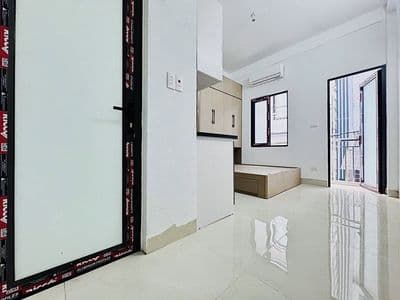 Cho thuê nhà 218 Lĩnh Nam, có pet, nhận xe Vinfast