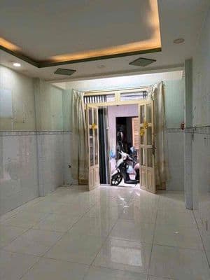 Cho thuê nhà nguyên căn Đường Cách Mạng Tháng 8 Quận 3