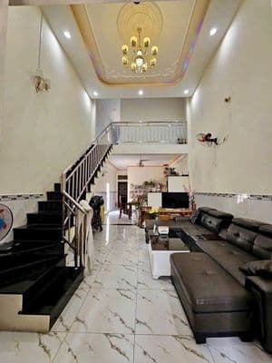 Nhà trệt lửng 83.5m² 3PN gần Phạm Ngũ Lão, Dĩ An