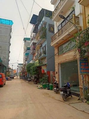 Nhà mặt phố phân lô kinh doanh sầm uất, 3 tầng, gần Đô Nghĩa