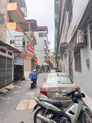 Nhà 5 tầng gần HimLam Vạn Phúc, ô tô 7.2 tỷ