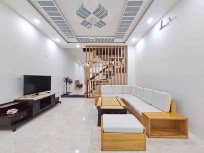 Cho thuê nhà Đoàn Khuê – Nam Việt Á 5 phòng ngủ, 4 WC