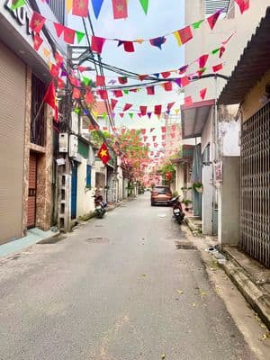 Bán nhà 6 tầng thang máy Ngô Gia Tự, Việt Hưng, full nội thất