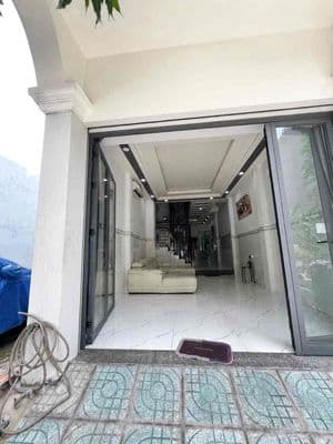 nhà nguyên căn vườn lài 4 tâng -5 PN -full nội thất-đuong 12m