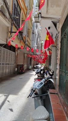 Nhà bán Nguyễn Khánh Toàn, ngõ thông ô tô kinh doanh
