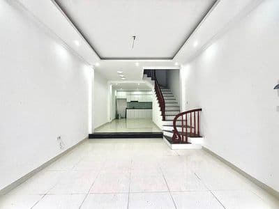 Bán nhà Đan Phượng 40m2 4.x tỷ ô tô đỗ cửa