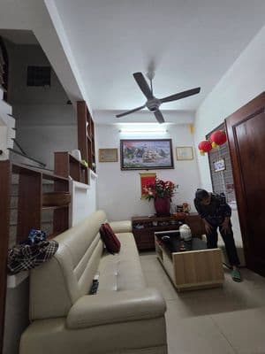 Bán nhà 5 tầng Mỹ Đình, 40m², hơn 8 tỷ