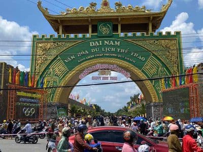 Ngộp ngân hàng giảm 300 tr nữa tìm khách thiện chí