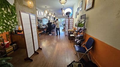 CHÍNH CHỦ SALON TÓC NAM SHARE LẠI MB TẦNG 1 DT HƠN 100M2