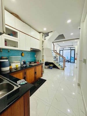NHÀ 3 TẦNG - 30M2 Xô Viết Nghệ Tĩnh Bình Thạnh - Gần ĐH HUTECH