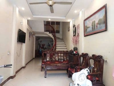 Nhà 3 tầng 3 mặt thoáng TT Quang Minh hơn 4 tỷ