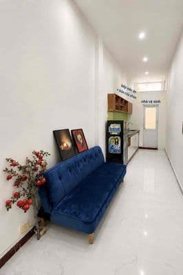 Gần Ngã Tư Bảy Hiền có 2PN 1/8 khách trả 52m2 gió mát lầu 2