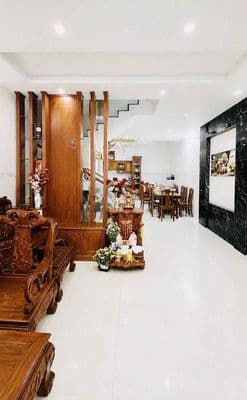 Nhà đẹp ở ngay. HXH tránh Khu cao tâng. 3p sang Phú Mỹ Hưng. Chỉ 8 tỷ+