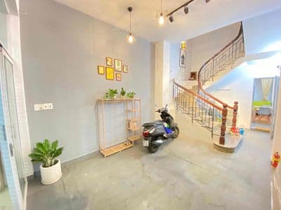 Studio Ban Ngày Ngập Nắng – Full NT