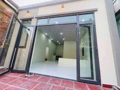 Bán đất tặng nhà đường ô tô Trung tâm Lái Thiêu, 106m2