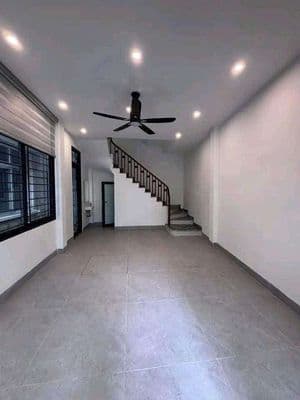 Ở Sướng–Đi Lại Tiện!Nhà 5 Tầng 3PN Nguyễn Văn Linh Chỉ 11 Triệu,Ô Tô