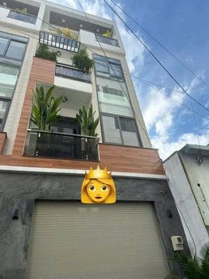 Nhà bán Cầu Giấy 4 tầng 5PN full nội thất 9.9 tỷ