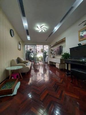 Bán nhà Nguyễn Sơn, Long Biên, 5 tầng, ô tô đỗ cổng