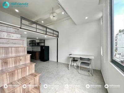 TRỐNG LẠI CĂN HỘ DUPLEX THÁNG MÁY SIÊU RỘNG TẠI TÂN BÌNH