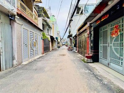 Vài bước ra mặt tiền, XÂY 5 tầng x 55m2, PN Master, Ngay Chợ Thạch Đà