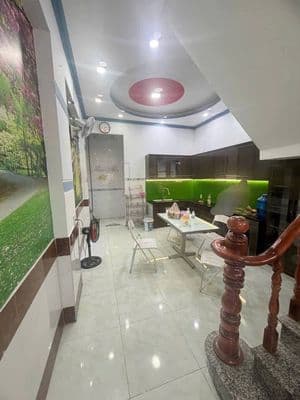 Bán nhà full thổ cư, tặng nội thất tại Bình Dương
