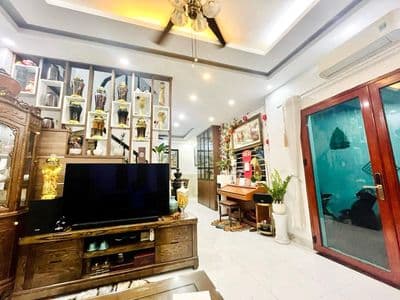 Nhà đẹp Xã Đàn, 2 thoáng, VF3 đỗ gần, full nội thất, ở hoặc cho thuê.