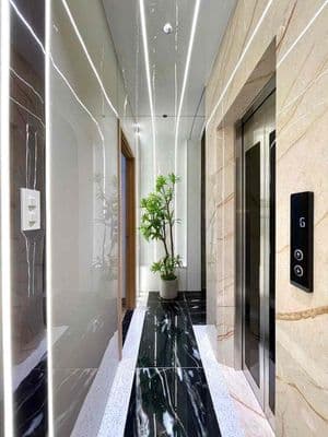 Chỉ với 7,9Ty có ngay nhà mới 5 tầng có THANG MÁY gần Chợ Hạnh Thông t
