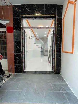 Chính chủ cần bán nhà Mới 2,8x9m 1 lầu P15 Q8