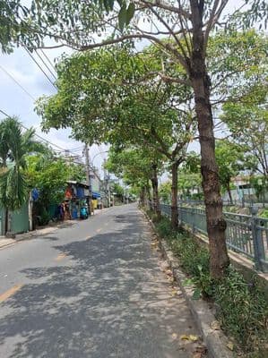 bán gấp 3 lô liền kể 1 xẹc ngắn đường tl17 phường thạnh lộc quận 12