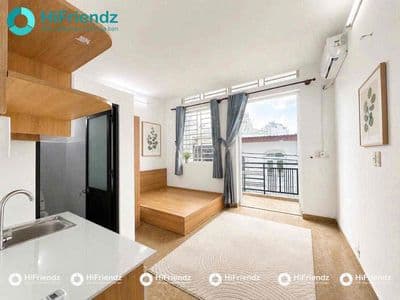Căn Hộ Bancol/Cửa Sổ Thoáng Mới Tinh- Ngã Tư Bảy Hiền - Lạc Long Quân