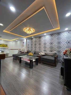 4 tầng mặt tiền Bùi Viện, gần trường Quốc tế Skyline, gần Thăng Long