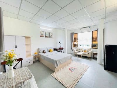 Cho Thuê Studio Tách Bếp, Cửa Sổ Trời Ngay Đại Học Bách Khoa