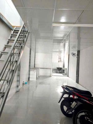 Nhà đường Phú Thuận 2phòng ngủ ưu tiên sinh viên giá rẻ 6tr