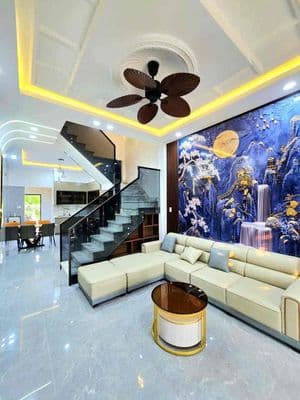 BÁN NHANH NHÀ PHỐ LONG TRƯỜNG – 4 TẦNG HOÀN CÔNG – Ô TÔ 8M – CHỈ 6.9
