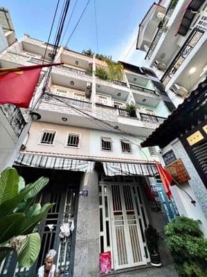 NHÀ 5 TẦNG - SÁT NGÃ TƯ 4 XÃ - 20m RA HẺM XE HƠI