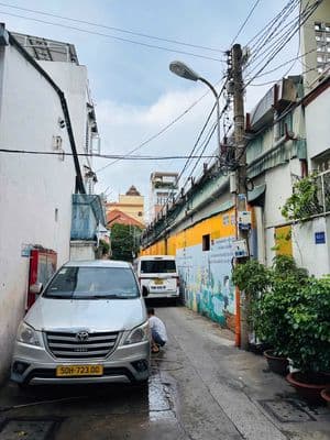 Gấp bán nhà hẻm xe hơi Lê Quang Định 23m2 nhỉnh 3tỷ