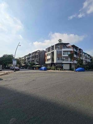 Mặt tiền đường 15B, Quận 7, 100m2, 3 tầng, 6Pn, NHÍC 16 tỷ TL