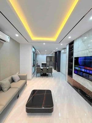 Cực hiếm Bạch Mai, ngõ nông thông rộng, lô góc, 37m*5T. 7,4 tỷ.