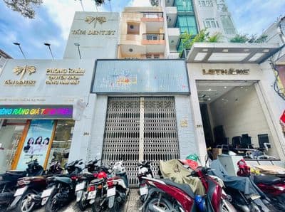 NGUYÊN CĂN MT 296 Nguyễn Thị Minh Khai Q3. DT: 4,6X20M, KC: H 6 tầng
