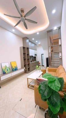 Cho thuê nhà Chương Dương Độ 30m2 5 tầng full nội thất 12tr