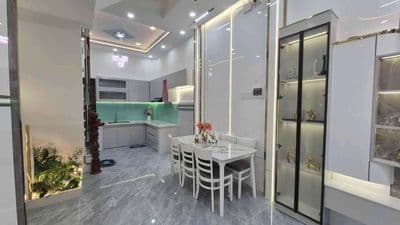 Bán Nhà Mới 100% Đường Hưng Phú, 36m2, 4 Phòng Ngủ, Full Nội Thất, SHR