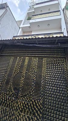 Nhà nguyên căn - 4 Tầng - 4Pn - Sát Mặt Tiền - Khu Sân bay