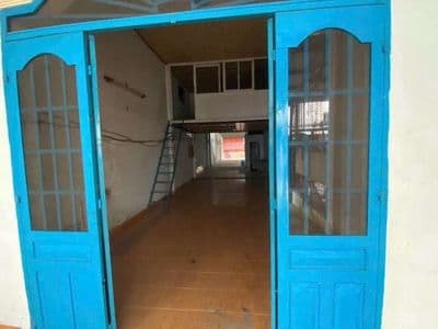 Nhà gác lửng,ngay trường Nguyễn Hữu Cầu, Nguyễn Ảnh Thủ, Tô Ký