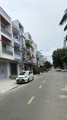 Nhà cho thuê 4x21m kc 3,5tấm đường 6A gần tên lửa có công viên 21trieu